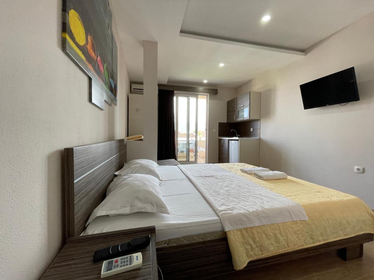 Apartments Lati Ulcinj Buitenkant foto