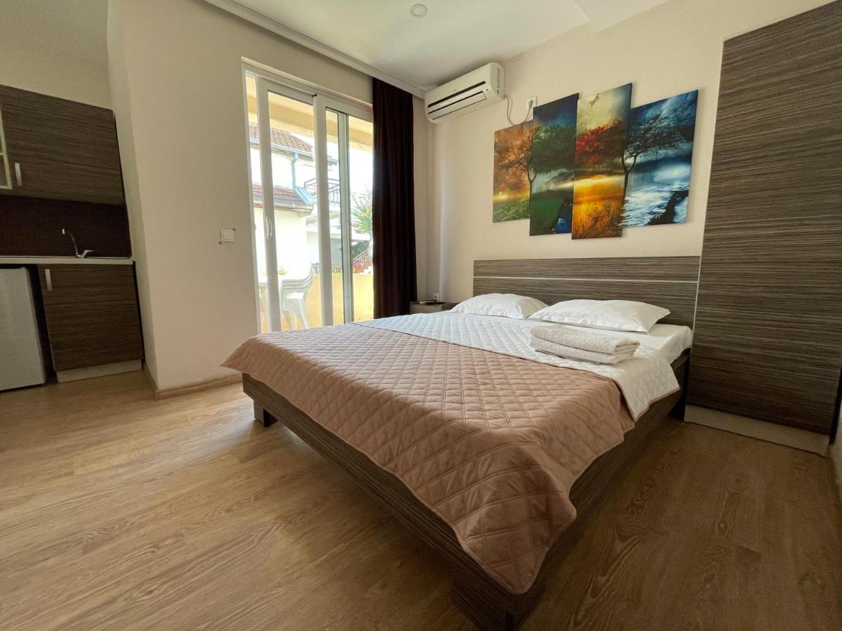 Apartments Lati Ulcinj Buitenkant foto